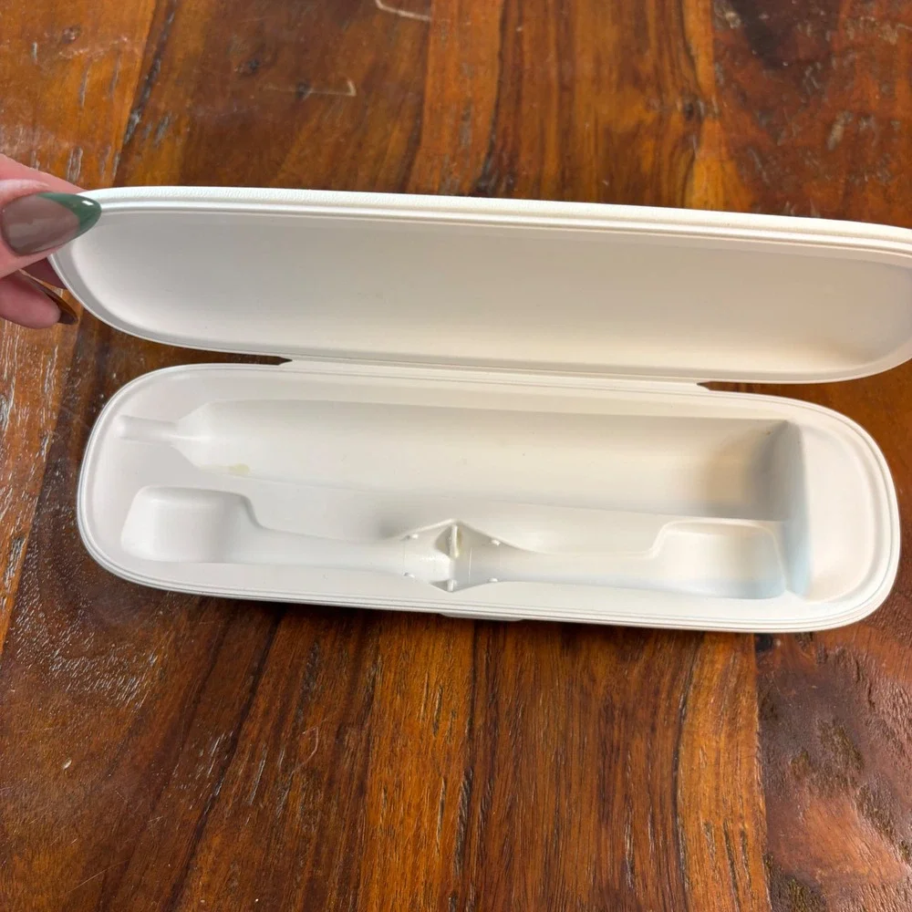 Philips Sonicare White USB Charging Travel Case TCA1001 for Electric Toothbrush‎